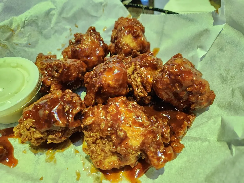 Boneless Wings 8 Pieces